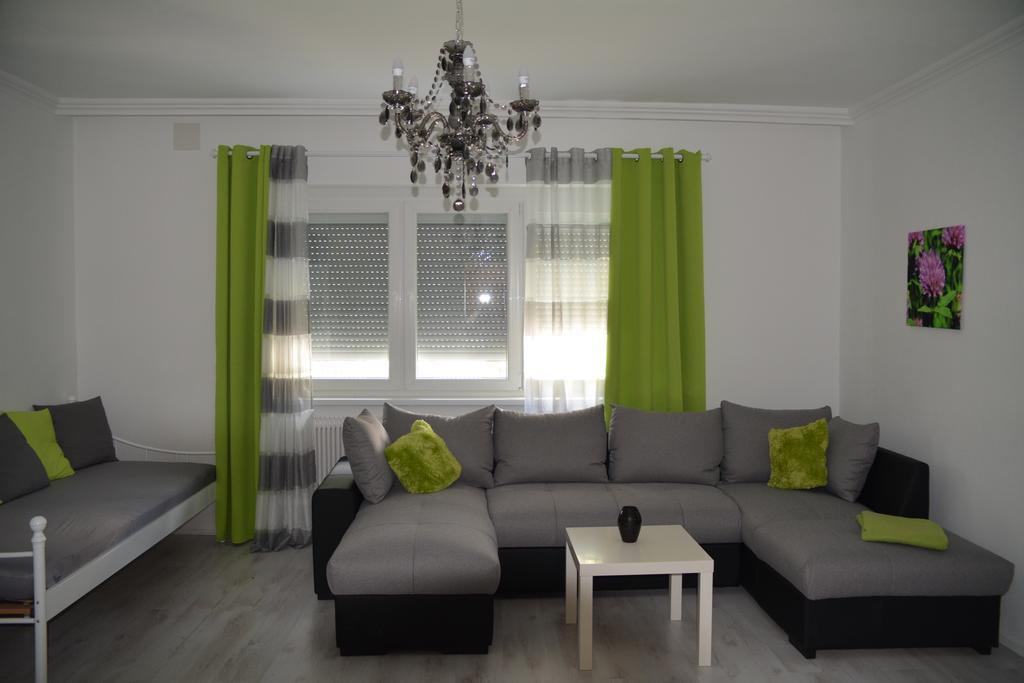Haus 4 You Διαμέρισμα Winden am See Εξωτερικό φωτογραφία